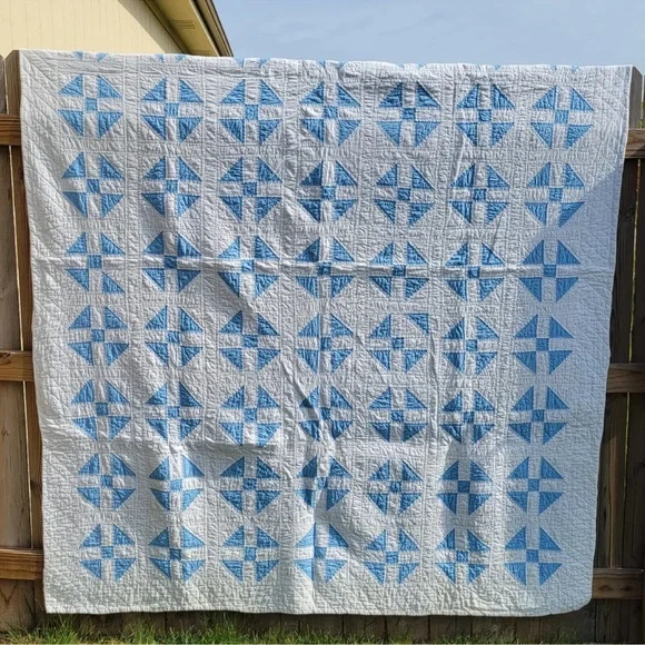 Vintage Quilt - Picture 2 of 7